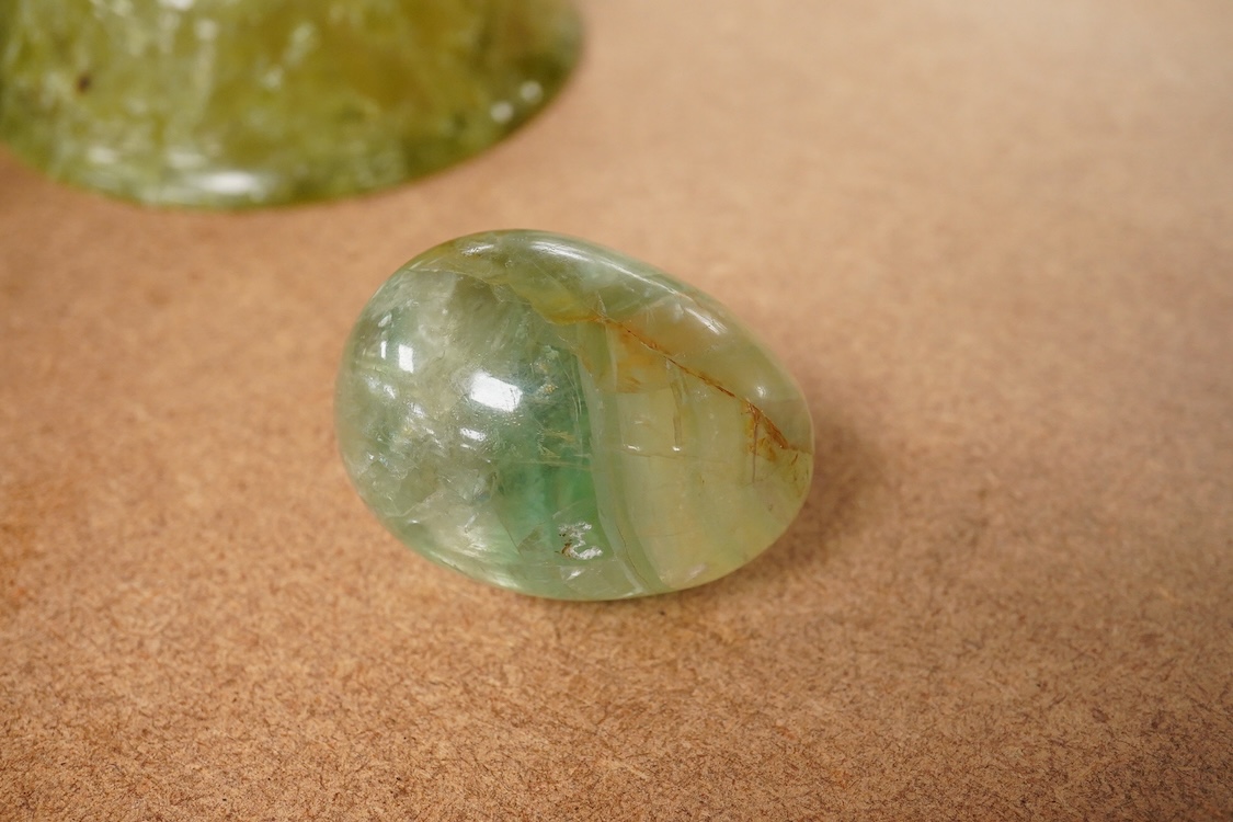 A Chinese bowenite jade bowl and a green quartz egg paperweight, 13cm